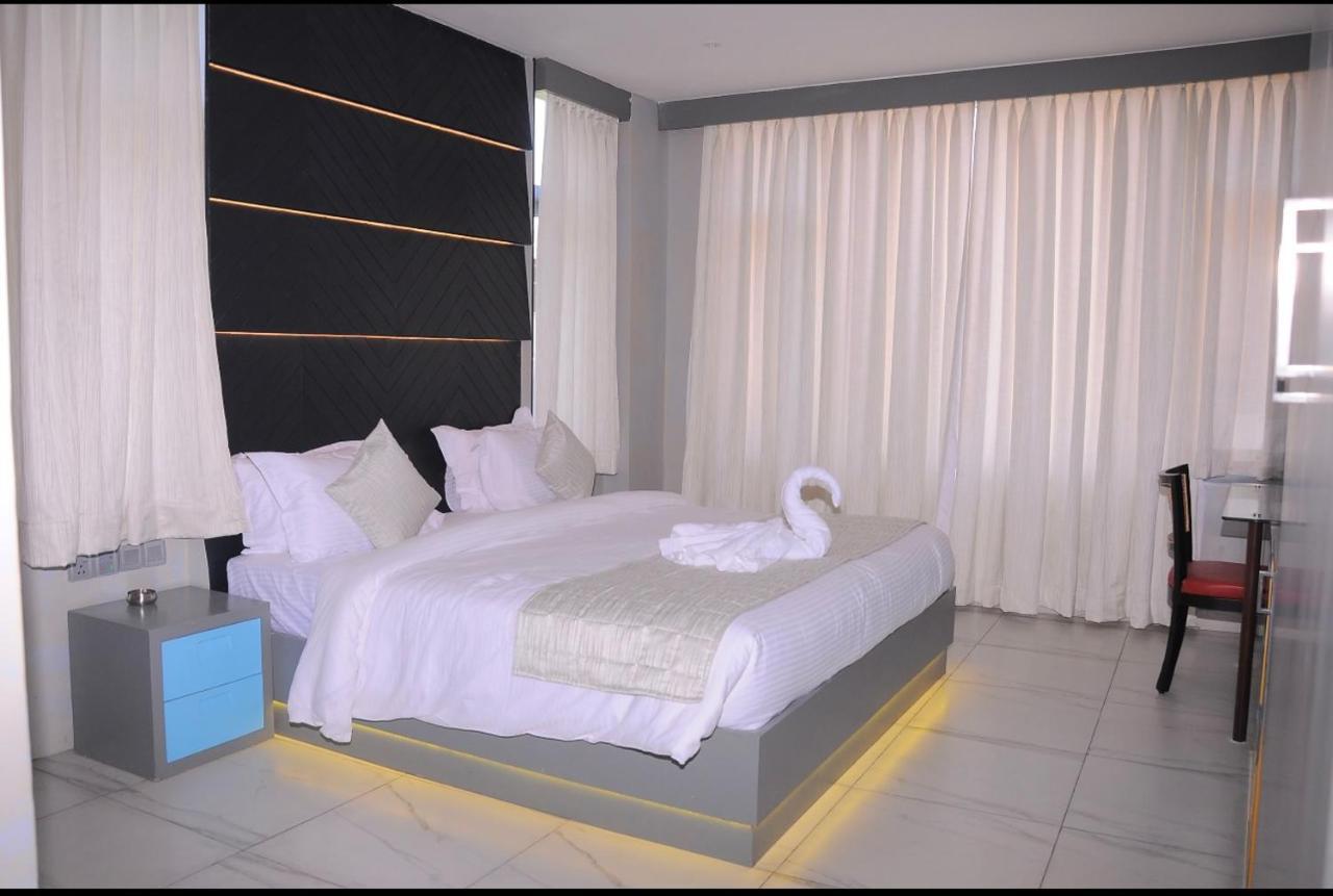 Nt Hotels And Resorts Akridha Puduccseri Kültér fotó