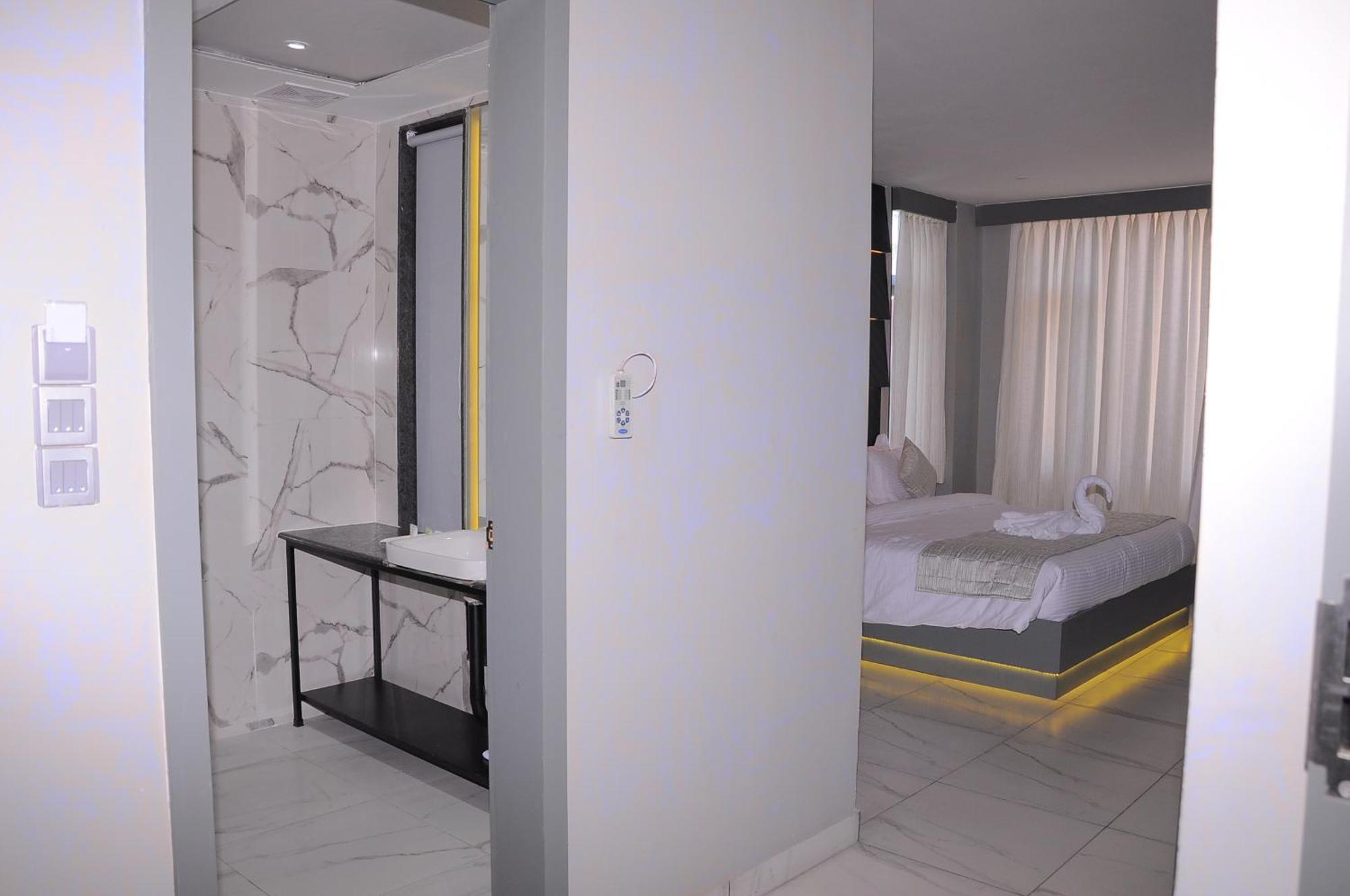 Nt Hotels And Resorts Akridha Puduccseri Kültér fotó