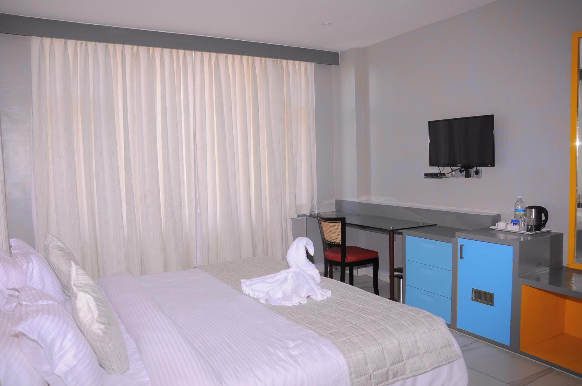Nt Hotels And Resorts Akridha Puduccseri Kültér fotó