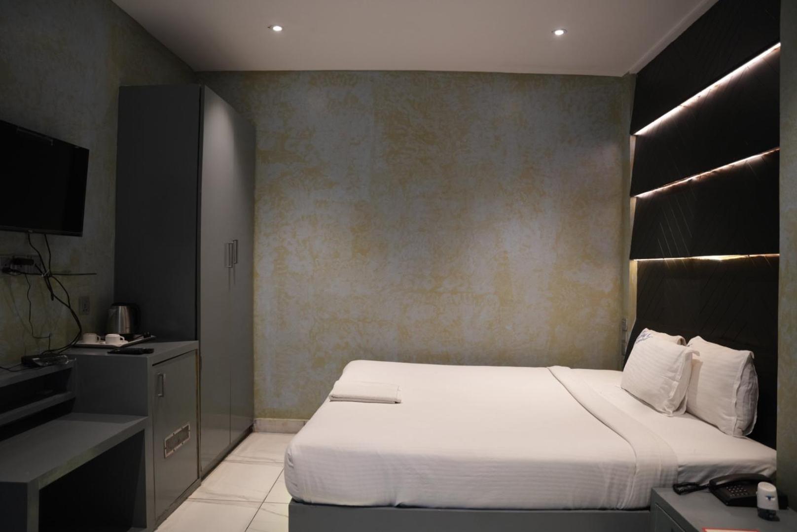 Nt Hotels And Resorts Akridha Puduccseri Kültér fotó